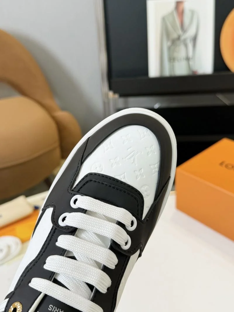 Comfortable Louis Vuitton Low Shoes 33339