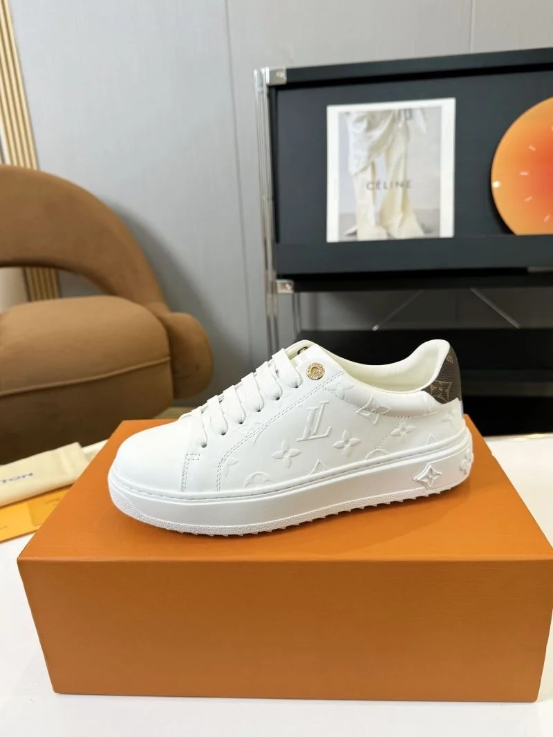 Premium Louis Vuitton Low Shoes 33328