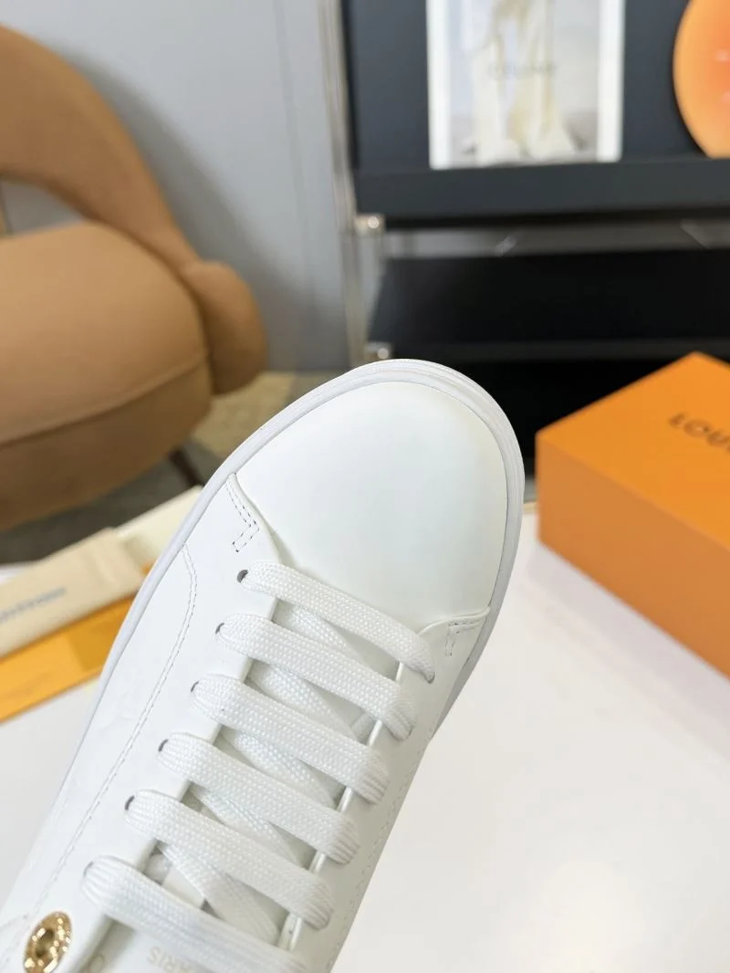 Premium Louis Vuitton Low Shoes 33328