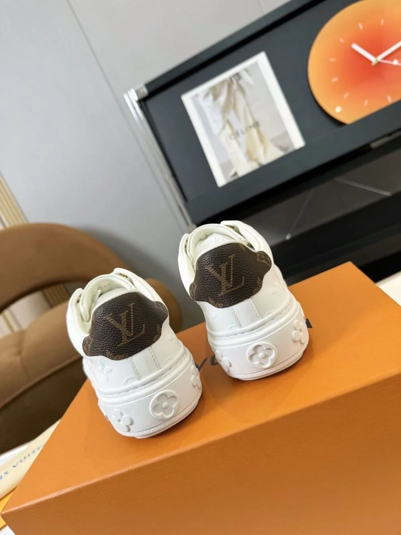Premium Louis Vuitton Low Shoes 33328