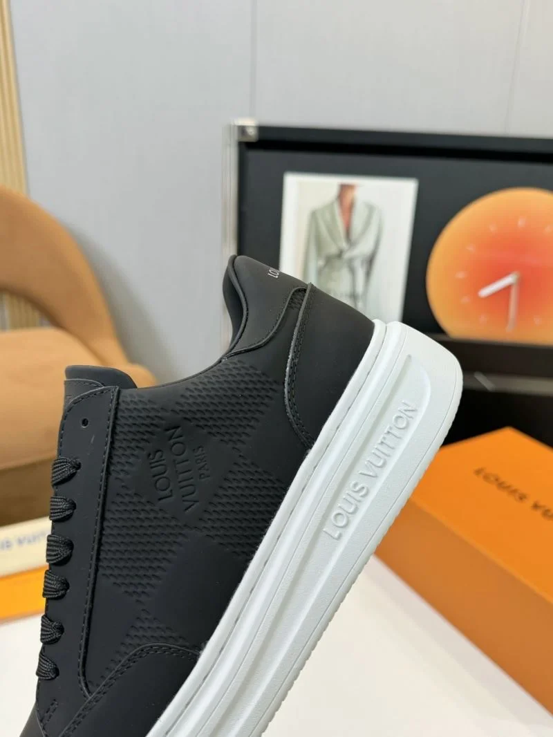 Louis Vuitton Low Shoes Trendy 33330
