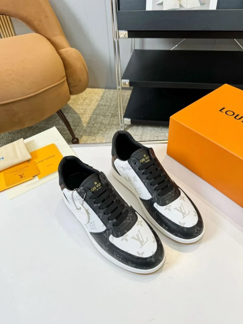ComfortFit Louis Vuitton Low Shoes 33325