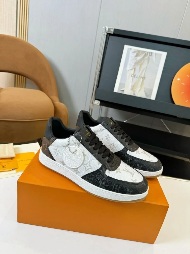 ComfortFit Louis Vuitton Low Shoes 33325