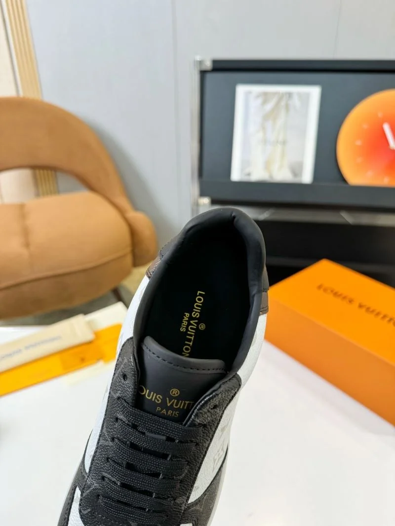 ComfortFit Louis Vuitton Low Shoes 33325