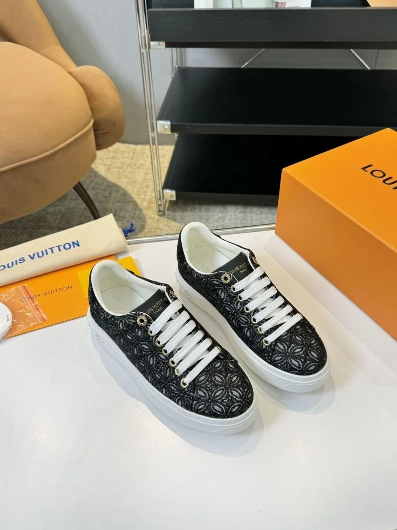 Louis Vuitton Low Shoes AllSeason 33331
