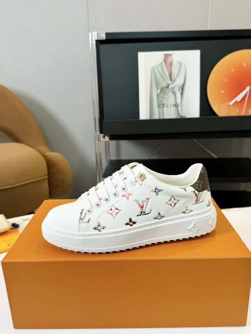 Louis Vuitton Low Shoes Compact 33320