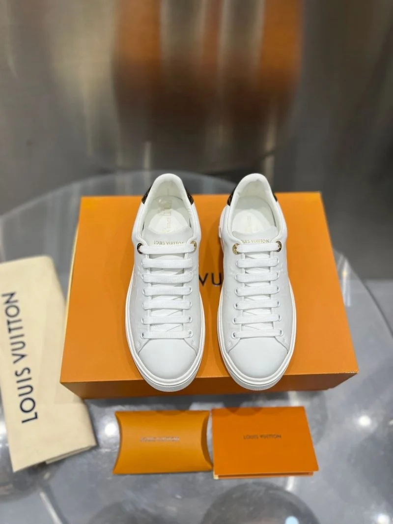 Louis Vuitton Low Shoes FashionForward 31229