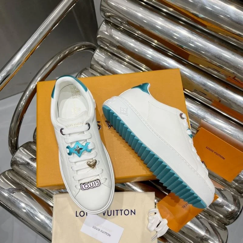 Stylish Louis Vuitton Low Shoes 31211