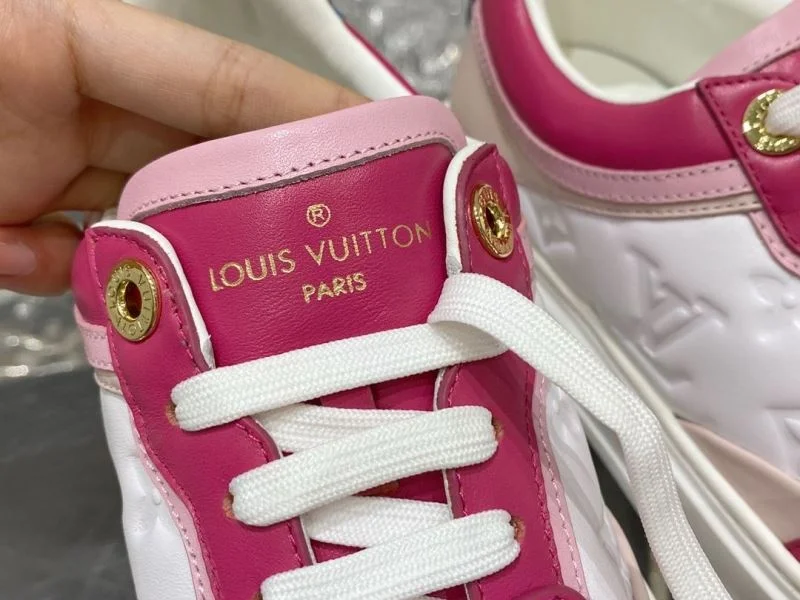 Durable Louis Vuitton Low Shoes 31221