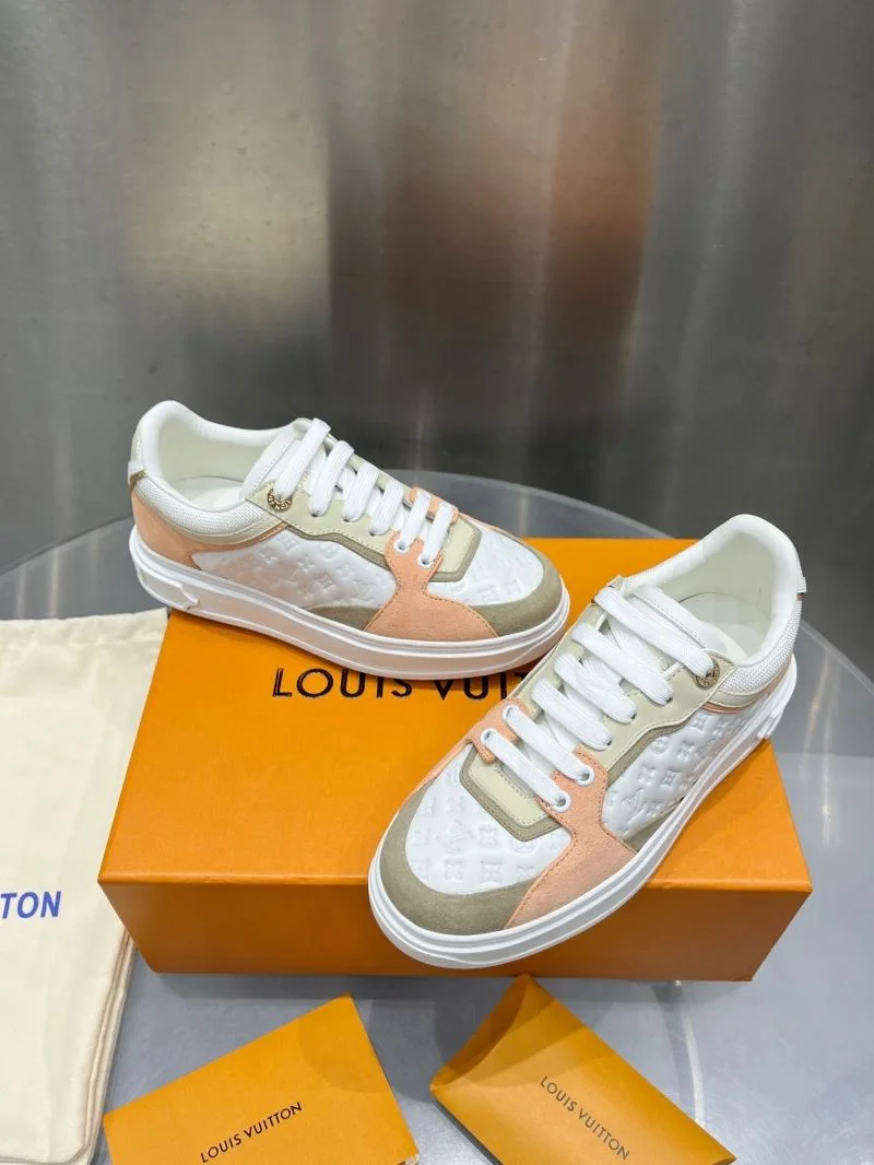 Louis Vuitton Low Shoes Elegant 31214