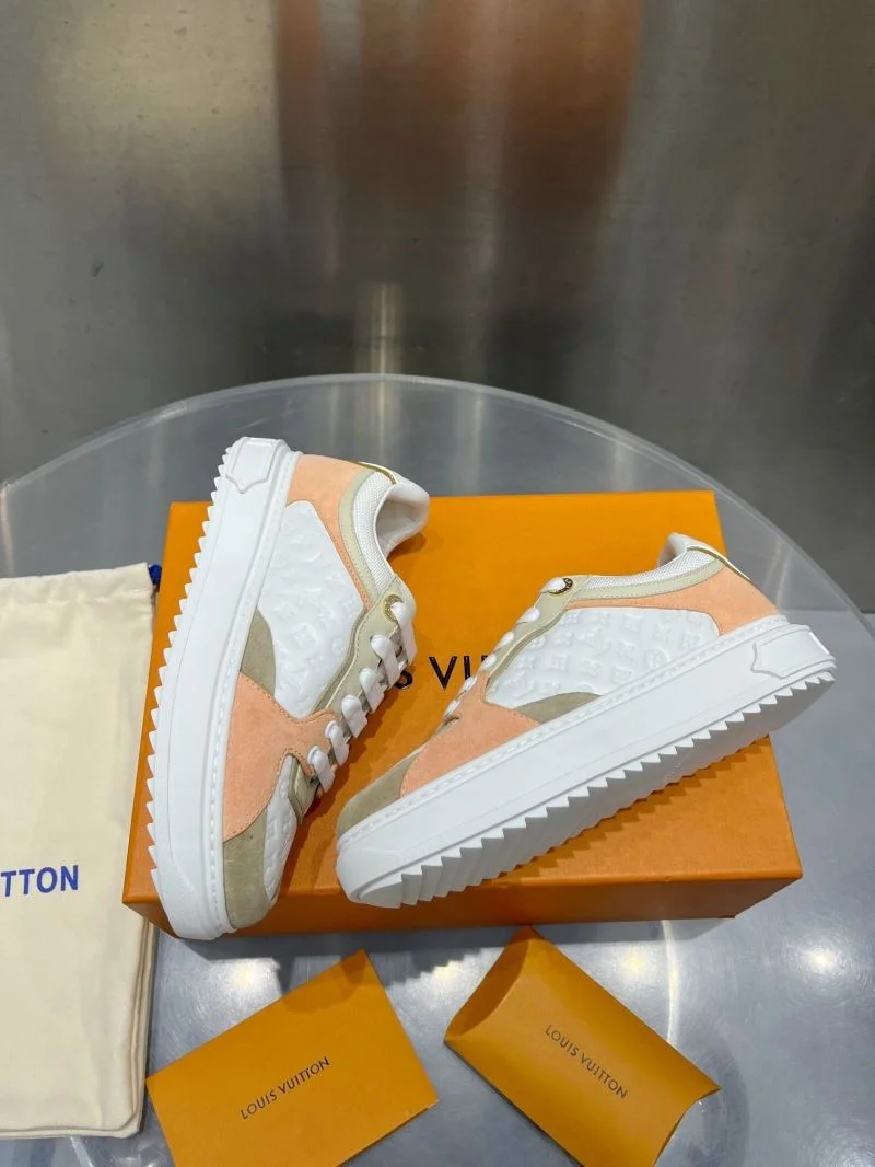 Louis Vuitton Low Shoes Elegant 31214