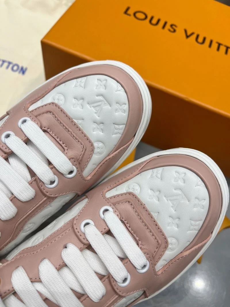 Louis Vuitton Low Shoes Elegant 31204