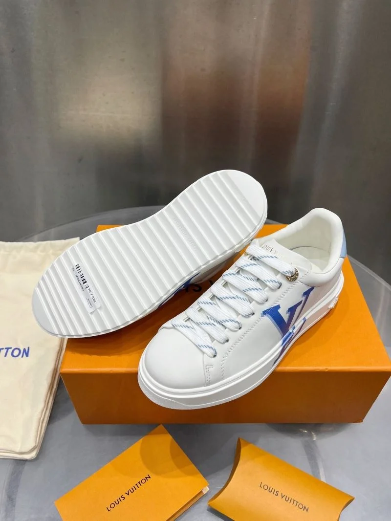Sleek Louis Vuitton Low Shoes 31216