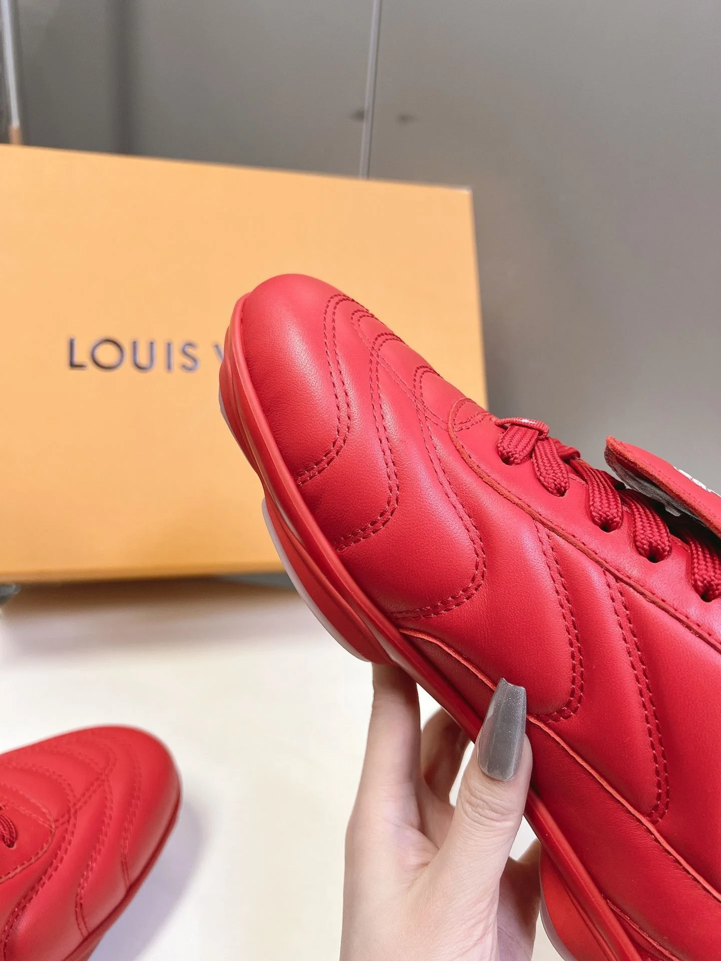 Louis Vuitton Low Shoes WaterResistant 31224