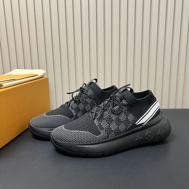 TechFriendly Louis Vuitton Low Shoes 31194