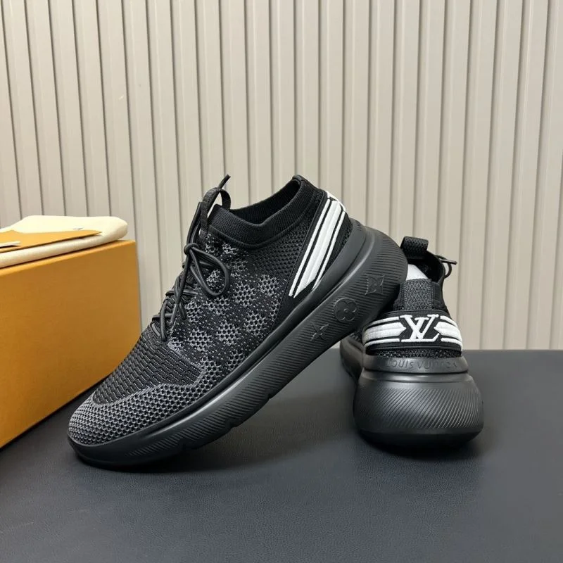 TechFriendly Louis Vuitton Low Shoes 31194