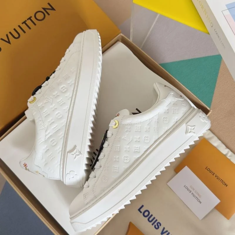 Louis Vuitton Low Shoes FreshLook 31187