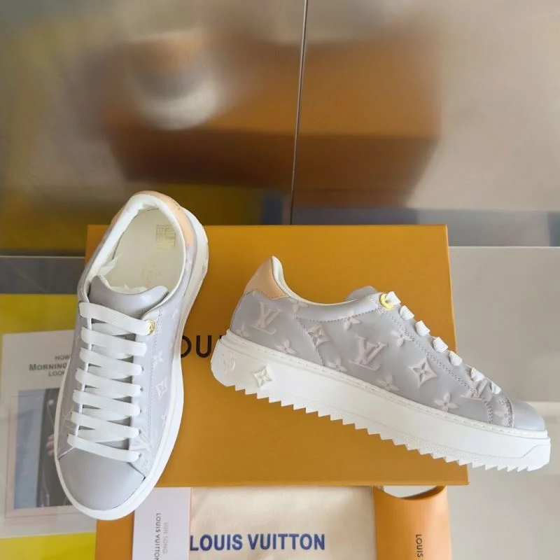 Louis Vuitton Low Shoes Efficient 31188