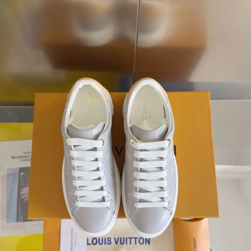 Louis Vuitton Low Shoes Efficient 31188