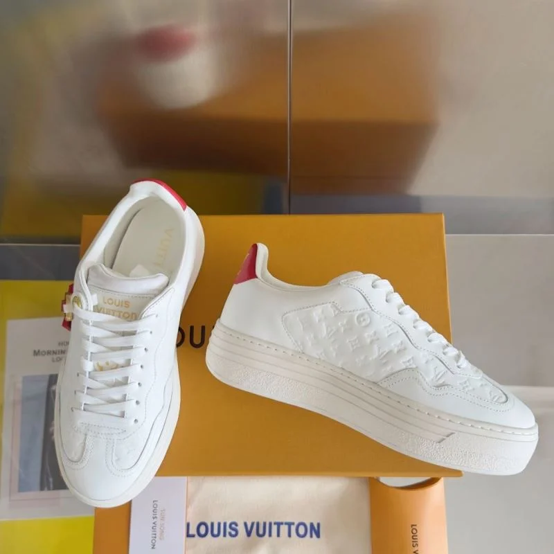 Supportive Louis Vuitton Low Shoes 31168