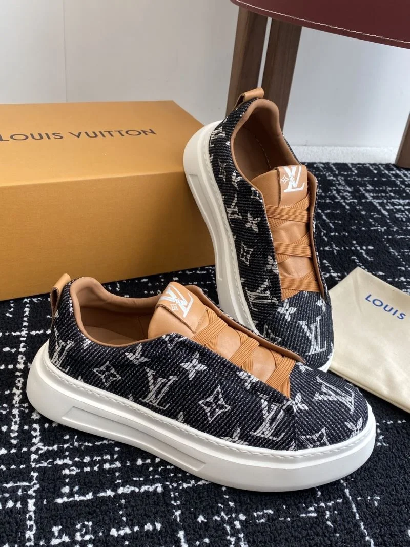 Louis Vuitton Low Shoes Premium 31164