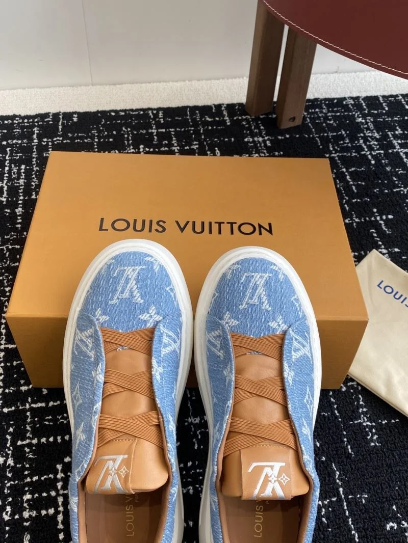 Colorful Louis Vuitton Low Shoes 31171