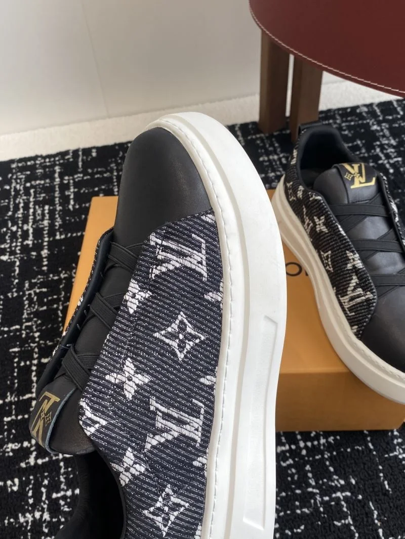 Louis Vuitton Low Shoes FlexibleFit 31176