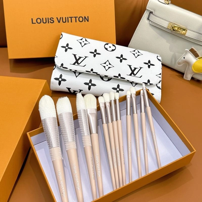Contemporary Louis Vuitton Makeup Brushe 267581