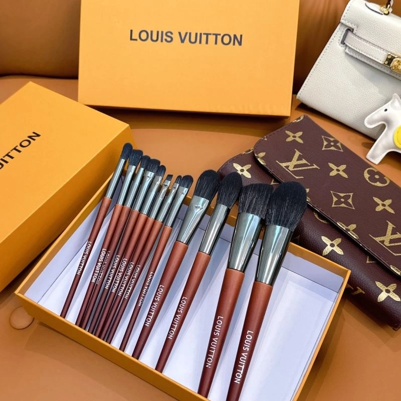 Louis Vuitton Makeup Brushe Lightweight 267569