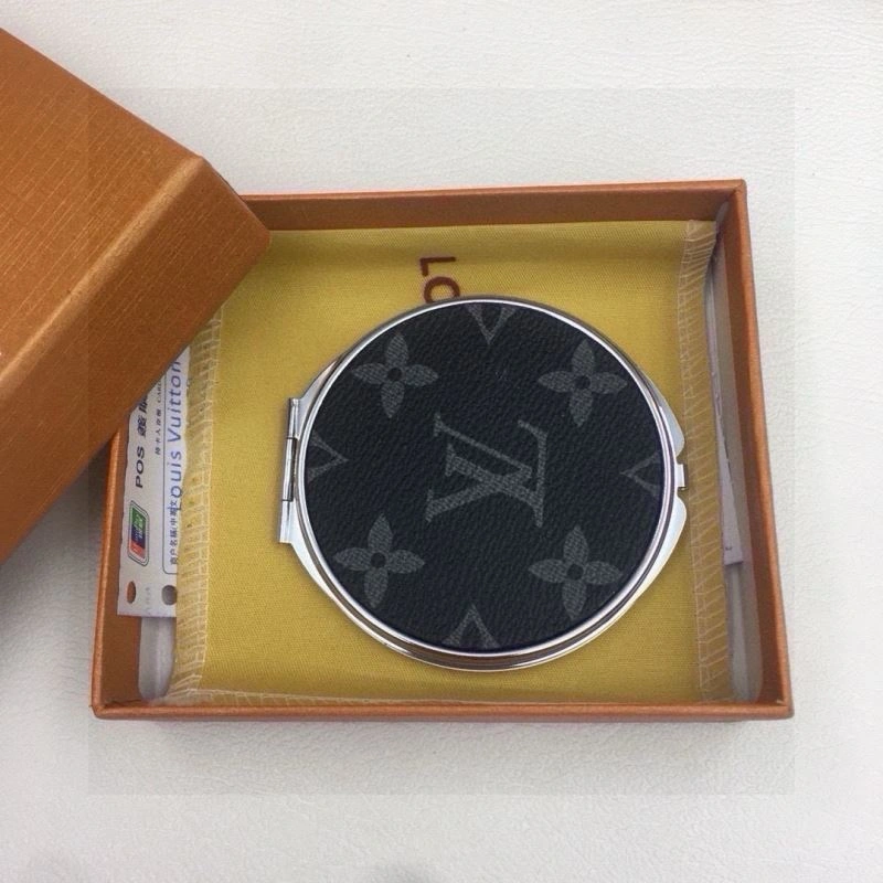 Louis Vuitton Makeup Mirror Practical 267592