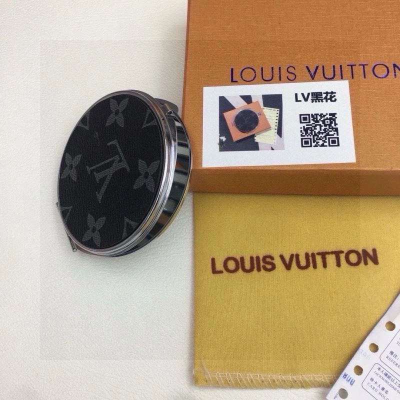Louis Vuitton Makeup Mirror Practical 267592