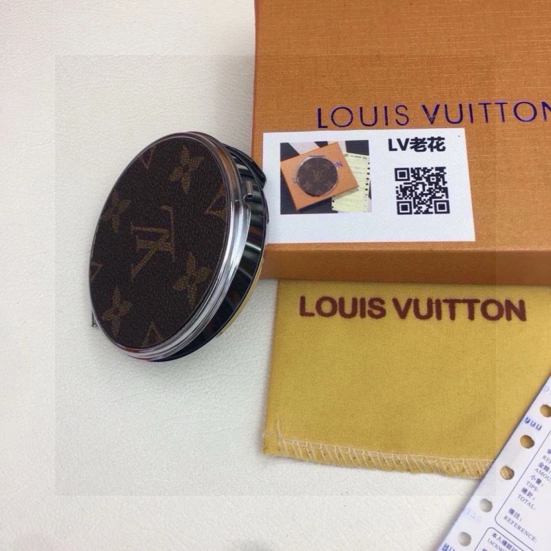 Lightweight Louis Vuitton Makeup Mirror 267591