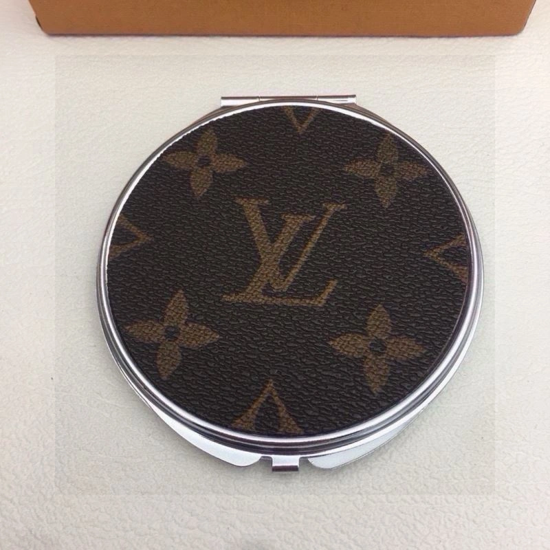 Lightweight Louis Vuitton Makeup Mirror 267591