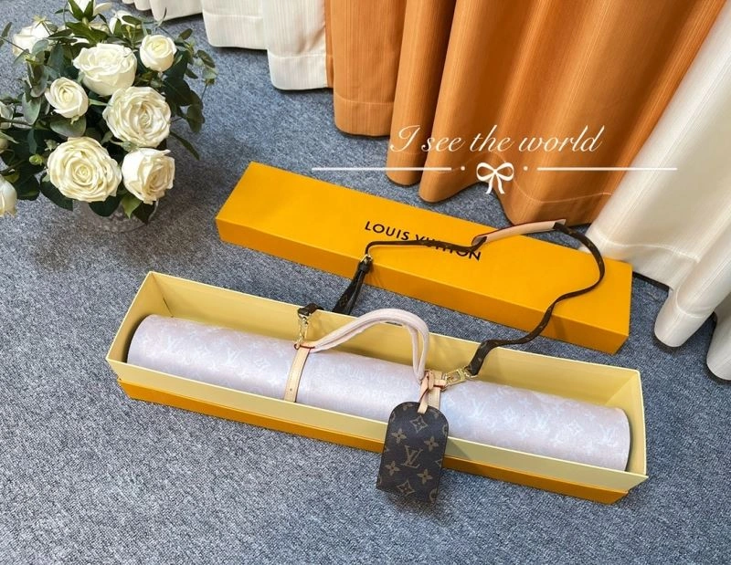 Stretchable Louis Vuitton Mats 267604
