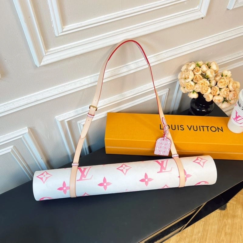 Louis Vuitton Mats Chic 267603