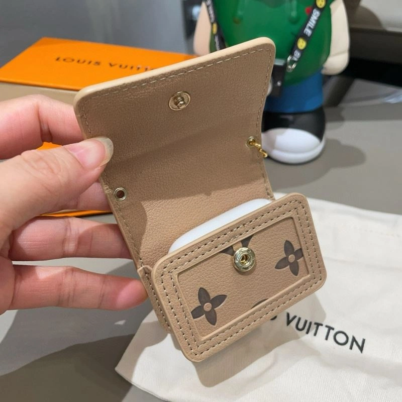 Breathable Louis Vuitton Mobile Cases 267972