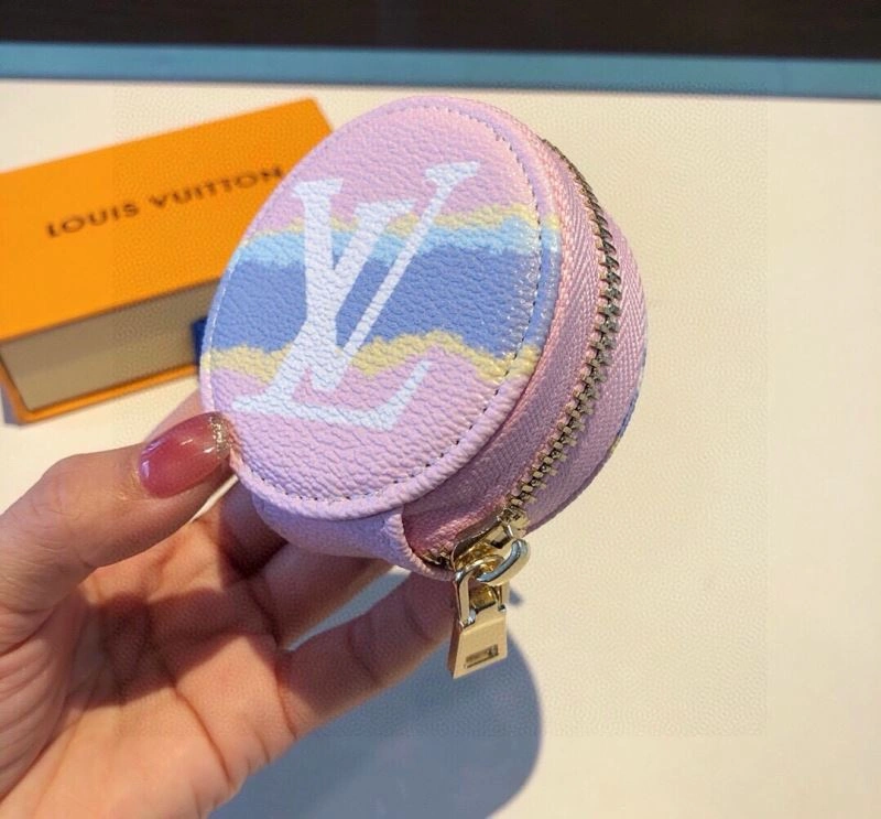 Versatile Louis Vuitton Mobile Cases 267912