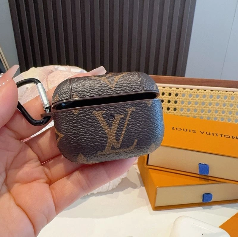 Sleek Louis Vuitton Mobile Cases 267770