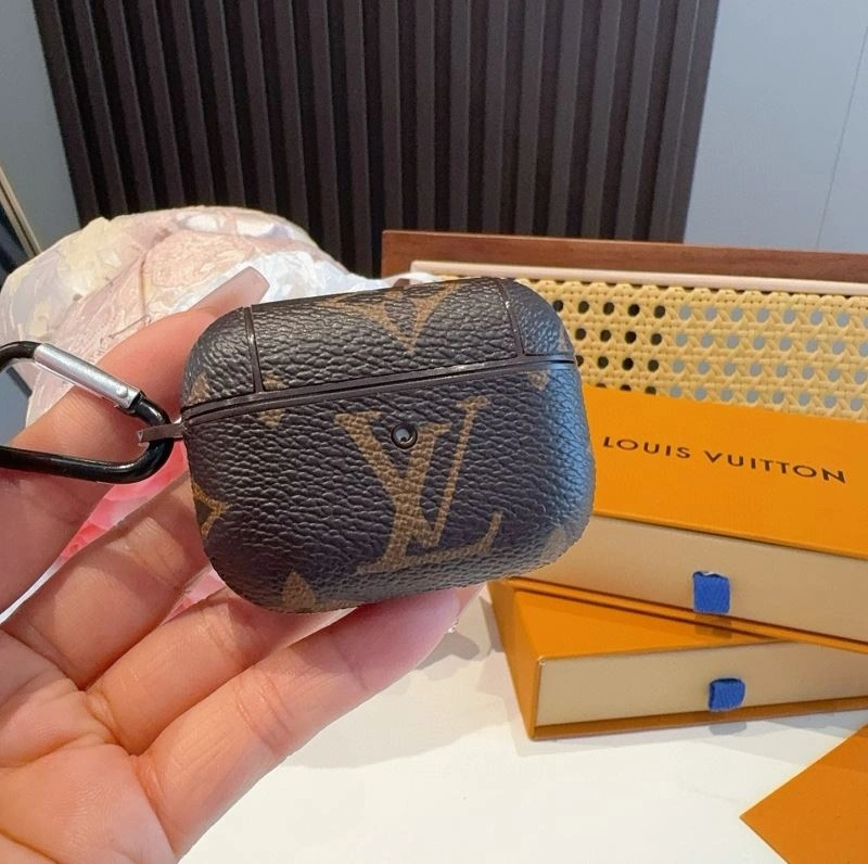 Sleek Louis Vuitton Mobile Cases 267770