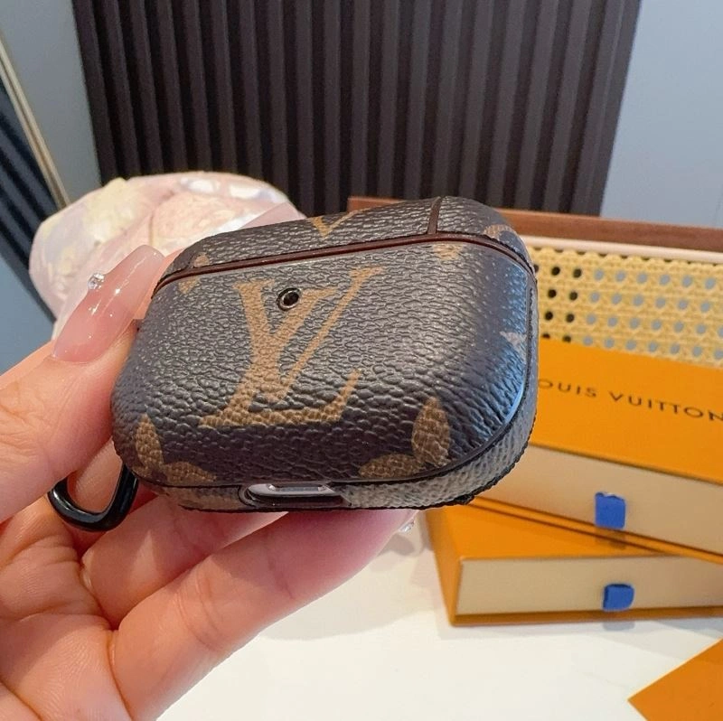 Sleek Louis Vuitton Mobile Cases 267770