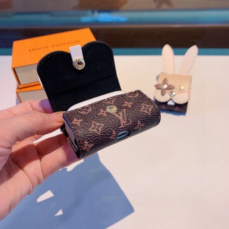 Minimalist Louis Vuitton Mobile Cases 268269