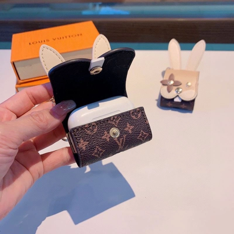 Minimalist Louis Vuitton Mobile Cases 268269