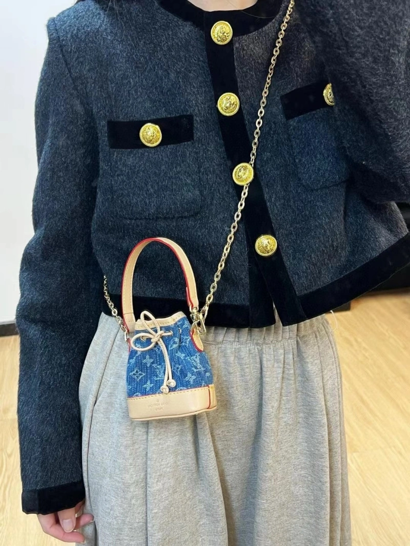 NewStyle Louis Vuitton Mobile Cases 268173