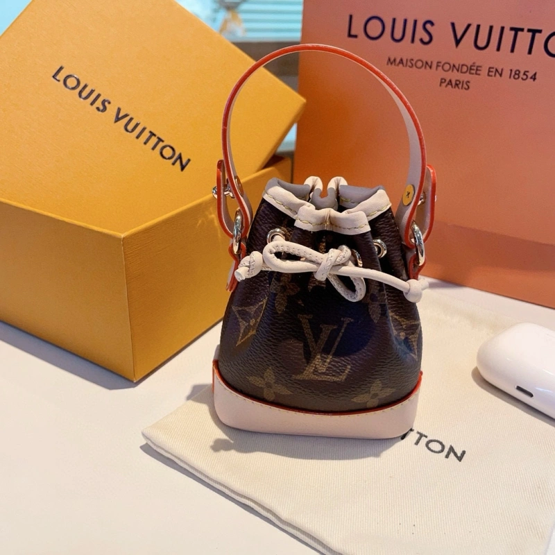 Sleek Louis Vuitton Mobile Cases 268170