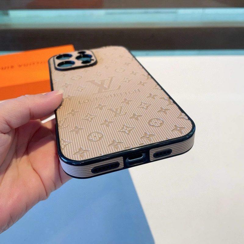 Functional Louis Vuitton Mobile Cases 268139