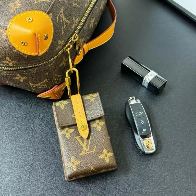Louis Vuitton Mobile Cases Compact 267606