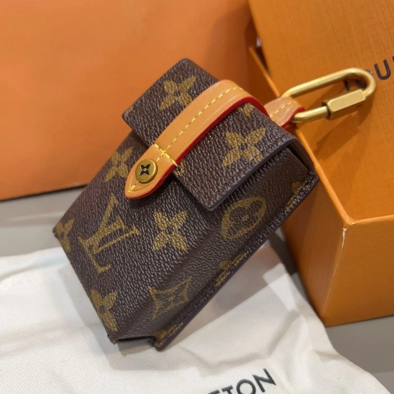 Louis Vuitton Mobile Cases Compact 267606