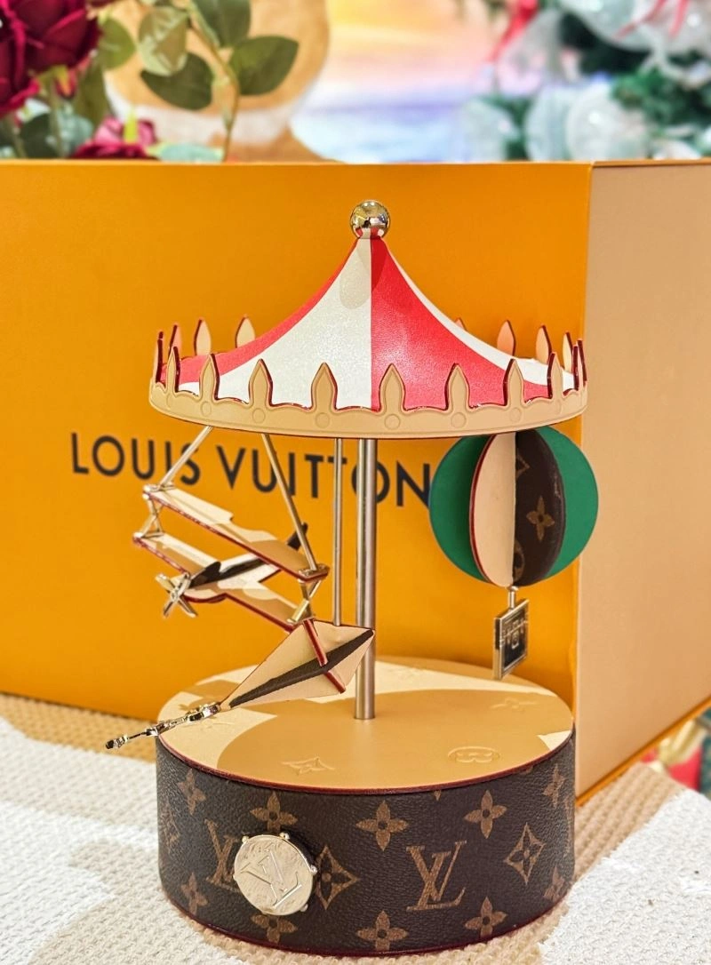 Seasonal Louis Vuitton Music Boxes 268312