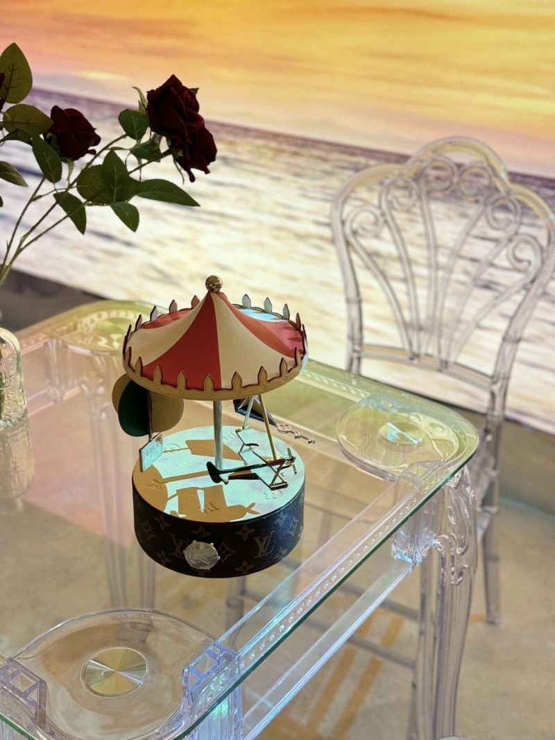 Bright Louis Vuitton Music Boxes 268300