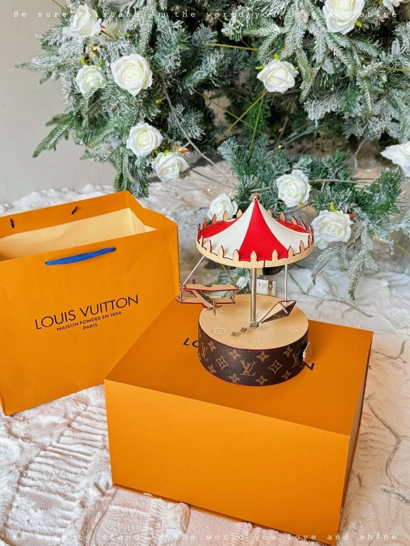 Louis Vuitton Music Boxes Lightweight 268325